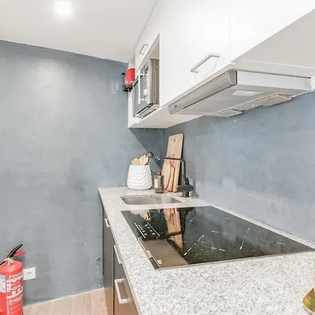 Apartment Alfama Lyfe - Historic In Fado District *
