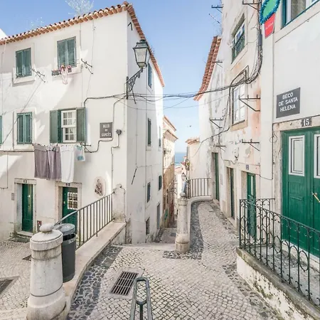 Alfama Lyfe - Historic In Fado District