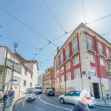 Alfama Lyfe - Historic In Fado District