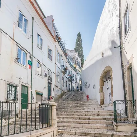 Alfama Lyfe - Historic In Fado District * Lissabon